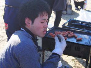 OLYMPUS DIGITAL CAMERA